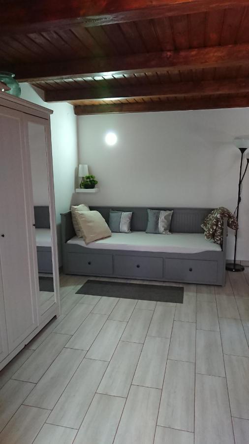 Bpr P3 Lodge Apartment With A/C Budapeste Exterior foto